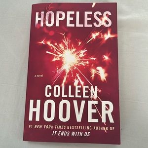 LIKE NEW - Hopeless by Colleen Hoover